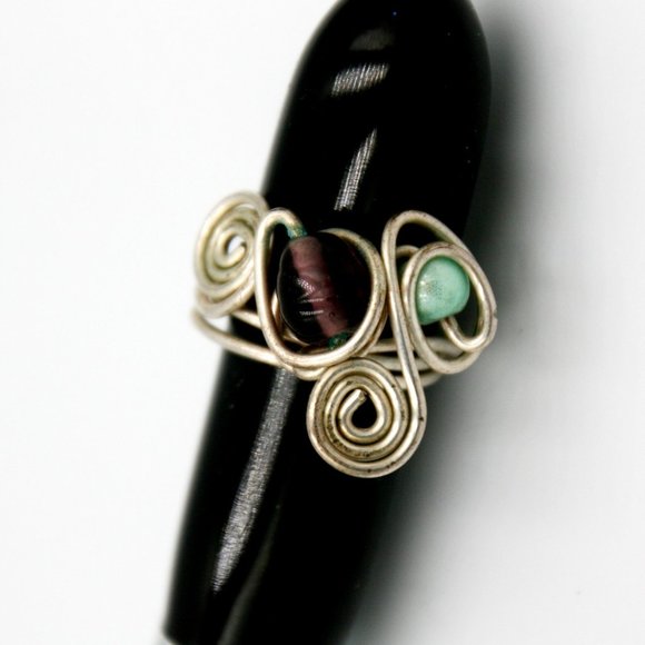 Bended Wire Bead Ring - Picture 3 of 4